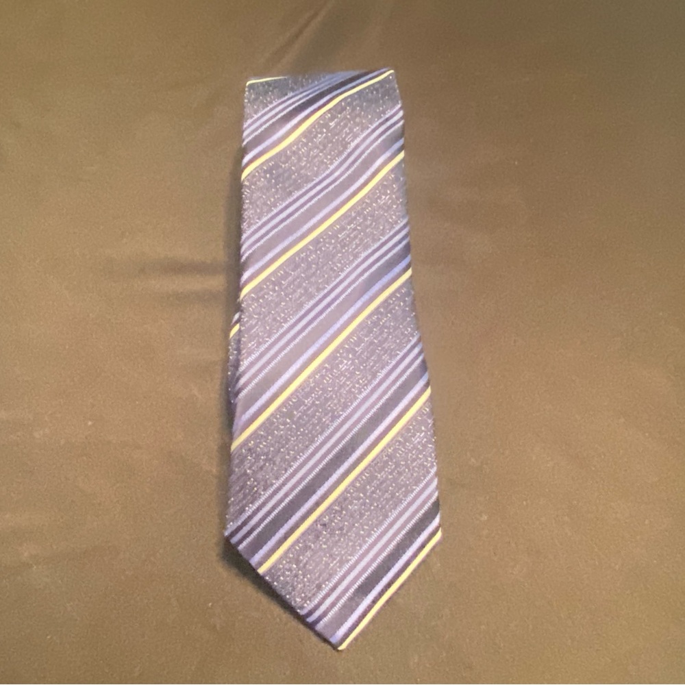 Mens silk tie